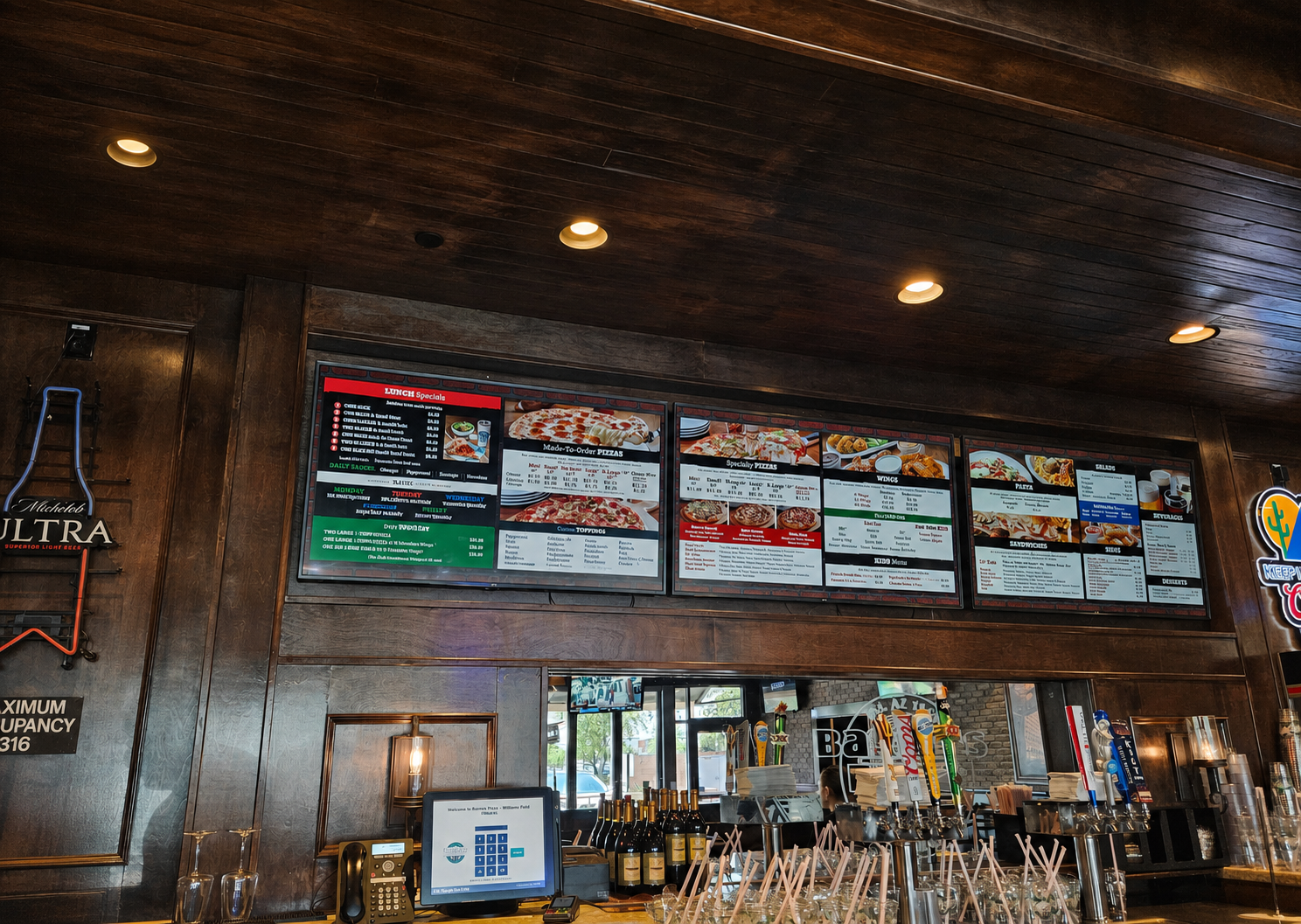 Barro's Pizza Location